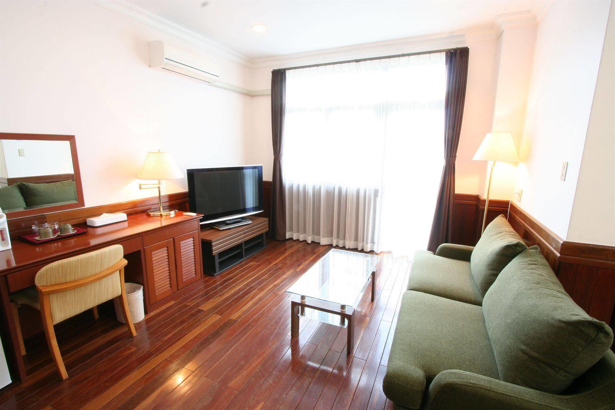Ada Garden Hotel Okinawa Kunigami Esterno foto