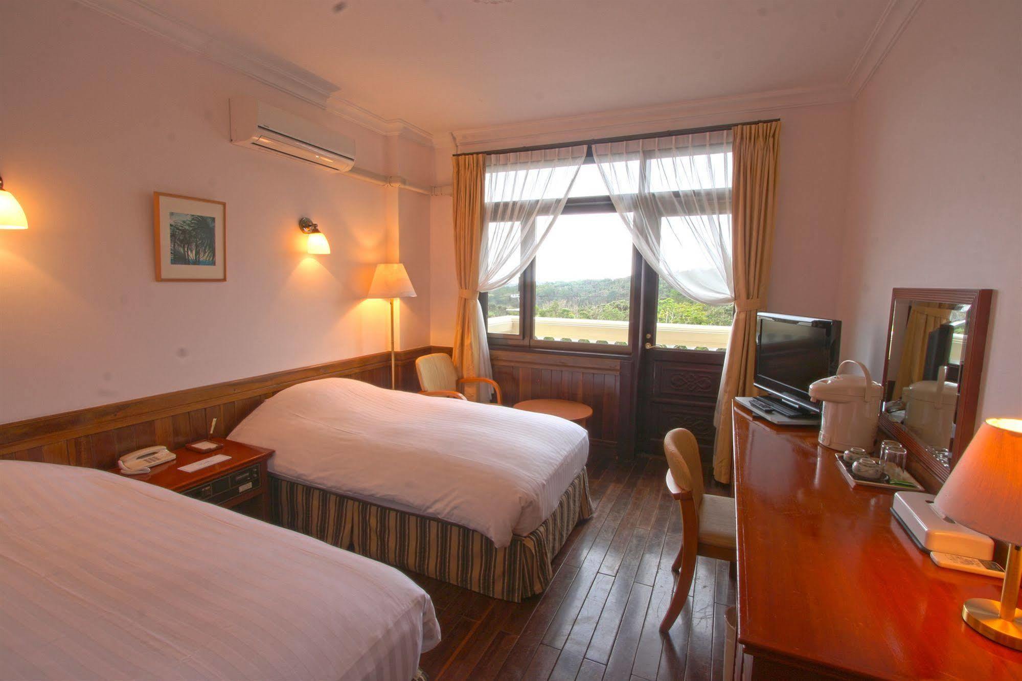 Ada Garden Hotel Okinawa Kunigami Esterno foto